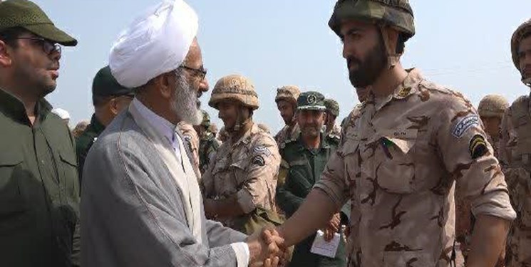 ابلاغ سلام فرمانده کل قوا به رزمندگان سپاه در جزایر نازعات/ دلاورانی از جان گذشته در دل خلیج فارس