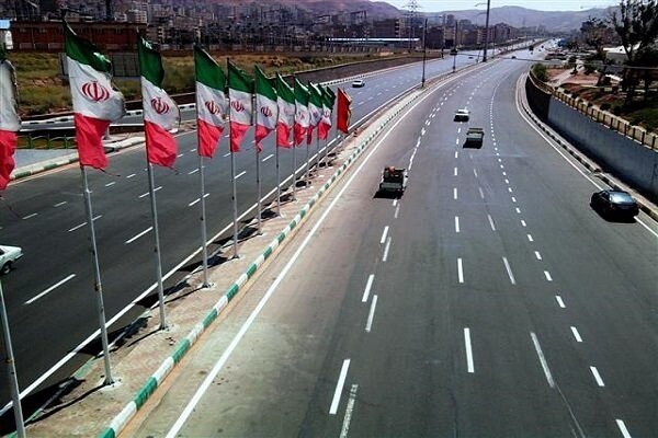 جاده بندرعباس به سیرجان به طور کامل ۴ بانده می‌شود