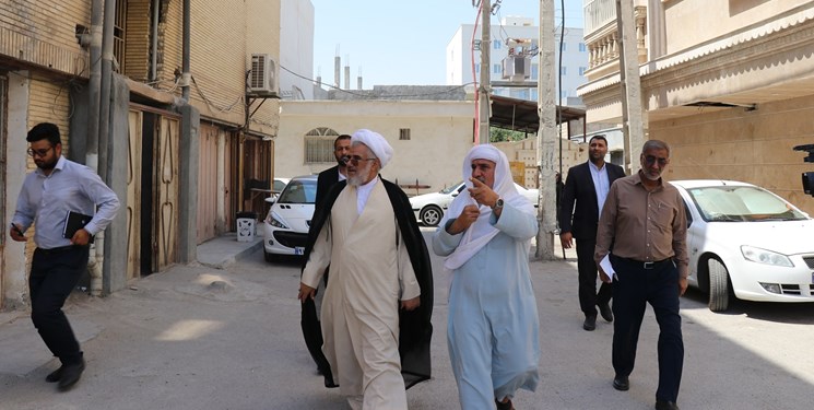نماینده ولی فقیه در هرمزگان مدیران را پای کار حل مشکلات سورو آورد