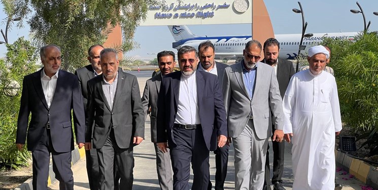بازدید وزیر فرهنگ از پروژه‌های فرهنگی و هنری جزیره قشم