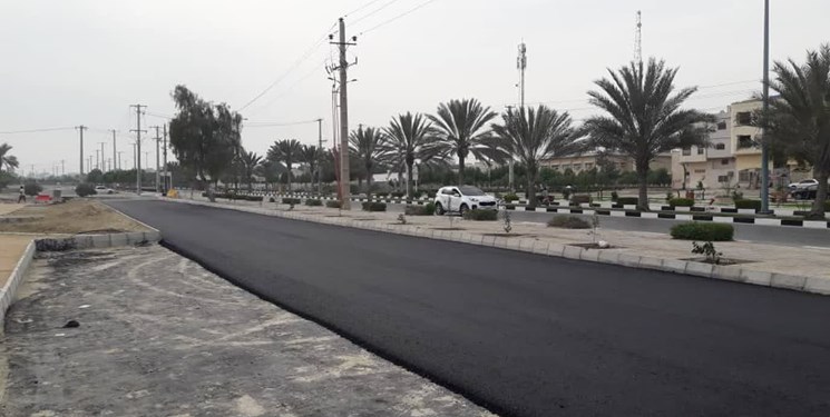 انجام ۶ هزارمترمربع روکش آسفالت در شهر قشم
