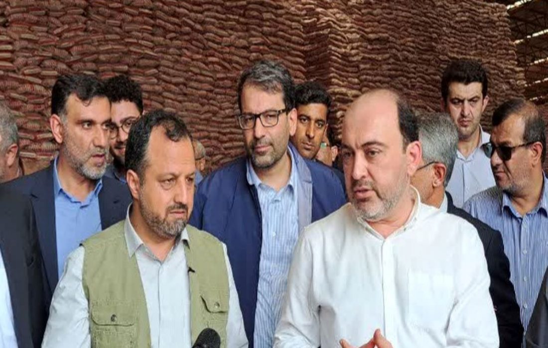 لیست شرکت‌هایی که باید حساب‌های بانکی‌شان به استان منتقل شود تحویل وزیر اقتصاد شده است