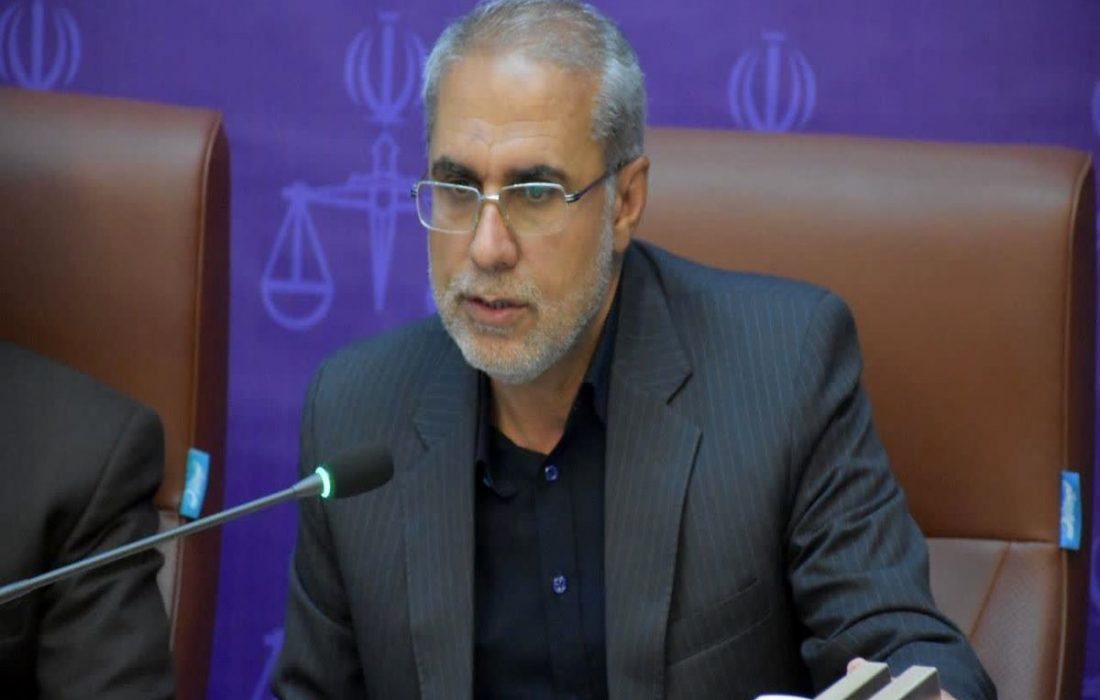 پیگیری تعیین تکلیف ۴۲۶ کانتینر لوازم خانگی را با جدیت تمام
