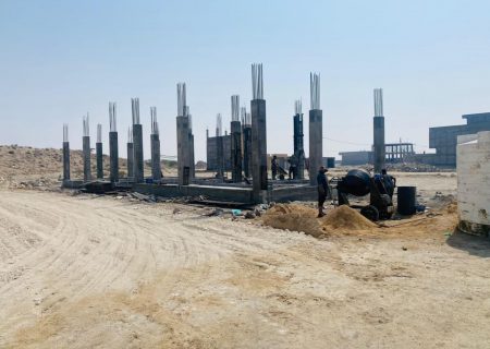 آغاز عملیات اجرایی واحدهای مسکونی طرح نهضت ملی مسکن در شهر بندرچارک شهرستان بندرلنگه
