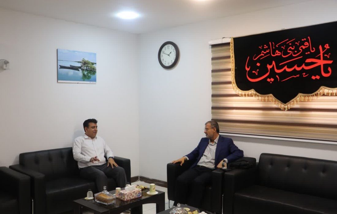 دیدار نماینده حوزه مرکزی هرمزگان در مجلس شورای اسلامی با مدیر کل بنیاد مسکن انقلاب اسلامی استان