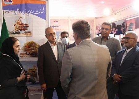 استاندار هرمزگان از ظرفیت‌های عظیم صنایع فراساحل (صف) بازدید کرد
