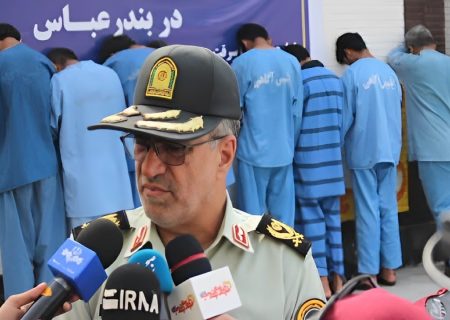 کشف محموله عظیم بیش از ۲ هزار لیتری شیشه مایع در هرمزگان