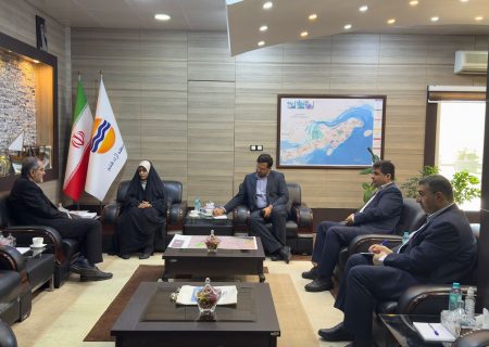 پیگیری فوری مشکلات آب و برق و تردد خودروها
