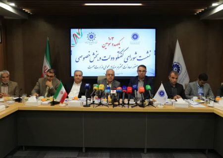 گره‌گشایی مسائل اقتصادی با گفت‌وگوی عالمانه و تصمیم‌سازی عقلانی امکان‌پذیر است
