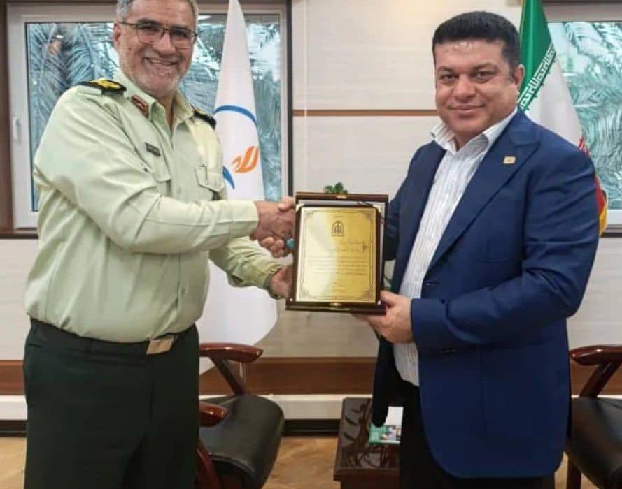 قدردانی فرمانده انتظامی هرمزگان از مدیرعامل پالایشگاه نفت بندرعباس