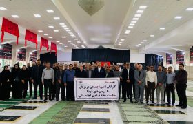 هم‌زمان با آغاز هفته تامین‌اجتماعی ؛ گلزار شهدای بندرعباس عطر افشانی شد