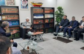 هوشیاری مردم، نقشه‌های دشمن را در ۱۲ روز خنثی کرد / ایران استقلالش را معامله نمی‌کند