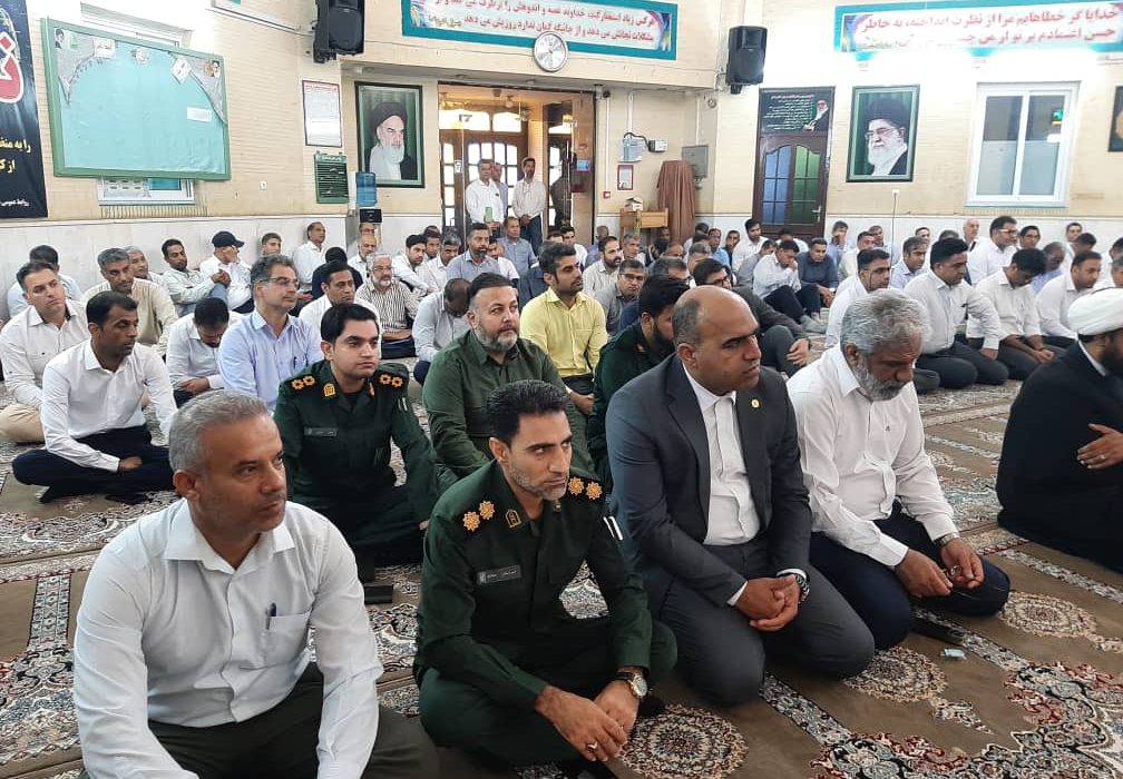 کارگران امروز، سنگرنشینان جبهه اقتصادی کشور هستند