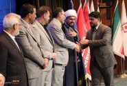 اعطای نشان تعهد محیط زیست به فولاد کاوه جنوب کیش