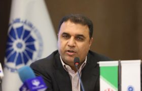 تجلیل از ۳ واحد صنعتی استان هرمزگان در روز ملی صادرات/تحقق ۵۷درصدی هدف گذاری صادرات غیرنفتی هرمزگان در شش ماهه نخست سالجاری