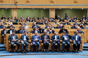 تجلیل از ۳ واحد صنعتی استان هرمزگان در روز ملی صادرات/تحقق ۵۷درصدی هدف گذاری صادرات غیرنفتی هرمزگان در شش ماهه نخست سالجاری 1 photo1761044552
