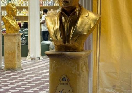 رونمایی بین‌المللی از سردیس حسن یگانه در گلوبال ویلیج دبی