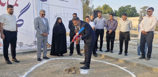 شهردار منطقه یک بندرعباس: فضاهای مدیریتی را کنار بوستان‌ها جانمایی می‌کنیم