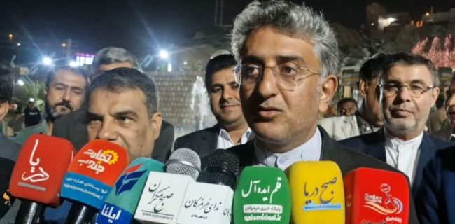 بوستان کورینتو در بندرعباس به بهره‌برداری رسید