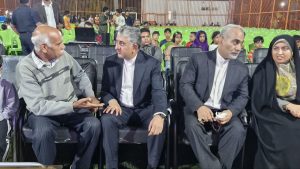 شهردار بندرعباس: توسعه زمینهای چمن مصنوعی در محلات با جدیت دنبال میشود 1 photo23951576682