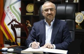 تجلیل مدیرعامل منطقه ویژه اقتصادی خلیج‌فارس از «مجاهدان عرصه تولید» به مناسبت روز معدن