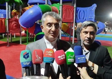 هدیه ۲۵ میلیارد تومانی مدیریت شهری به شهروندان؛ بوستان گل سرخ و زمین ورزشی شهید بنی‌اسدی در بندرعباس افتتاح شد
