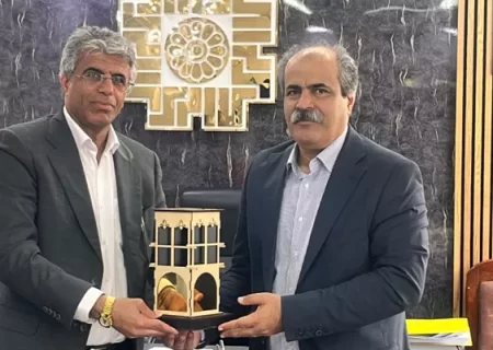 حمایت‌های مالیاتی زمینه‌ساز آبادانی بندر پل با واریز بیش از ۳۱۲میلیارد ریال مالیات بر ارزش افزوده بحساب شهرداری بندرپل/قدردانی شهردار بندر پل از حمایت های سرپرست اداره کل امورمالیاتی هرمزگان