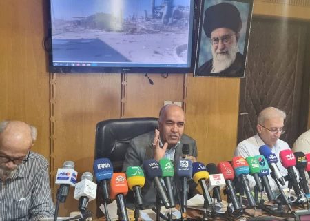 طلب ۲ همتی آبفا از مشترکین و ادارات/ تولید هر مترمکعب آب آبشیرین‌کن ۱۰۰ هزار تومان هزینه دارد/ ایستادگی سقایان در شرایط جنگی/ ضرورت سازگاری با کم‌آبی