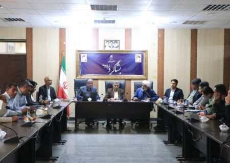 توسعه زیرساخت‌های کتابخانه‌ای و عدالت فرهنگی؛ محور سفر مدیرکل کتابخانه‌های عمومی هرمزگان به بشاگرد