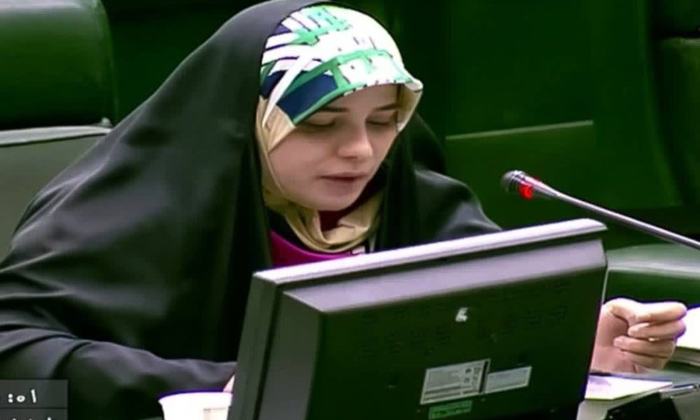 با پیگیریهای انجامشده، تمامی امتحانات نهایی هرمزگان تا پایان شرایط ویژه به تعویق افتاد