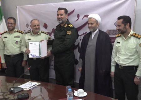 آیین تودیع و معارفه جانشین فرمانده انتظامی استان هرمزگان برگزار شد