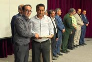 تجلیل از دهیار خلوص به عنوان دهیار برتر شهرستان بستک برای دومین سال پیاپی