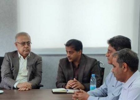 آشوری تازیانی در دیدار با مدیرکل ورزش و جوانان هرمزگان: توسعه زیرساخت‌های ورزشی از مسیر مولدسازی/ گسترش عدالت‌محور فعالیت‌های جوانان در تمام شهرستان‌ها