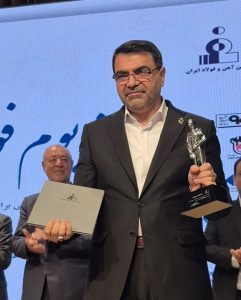 مدیرعامل فولاد کاوه جنوب کیش «مرد سال فولاد ۱۴۰۵» شد 1 photo 2026 10 29 14 25 12